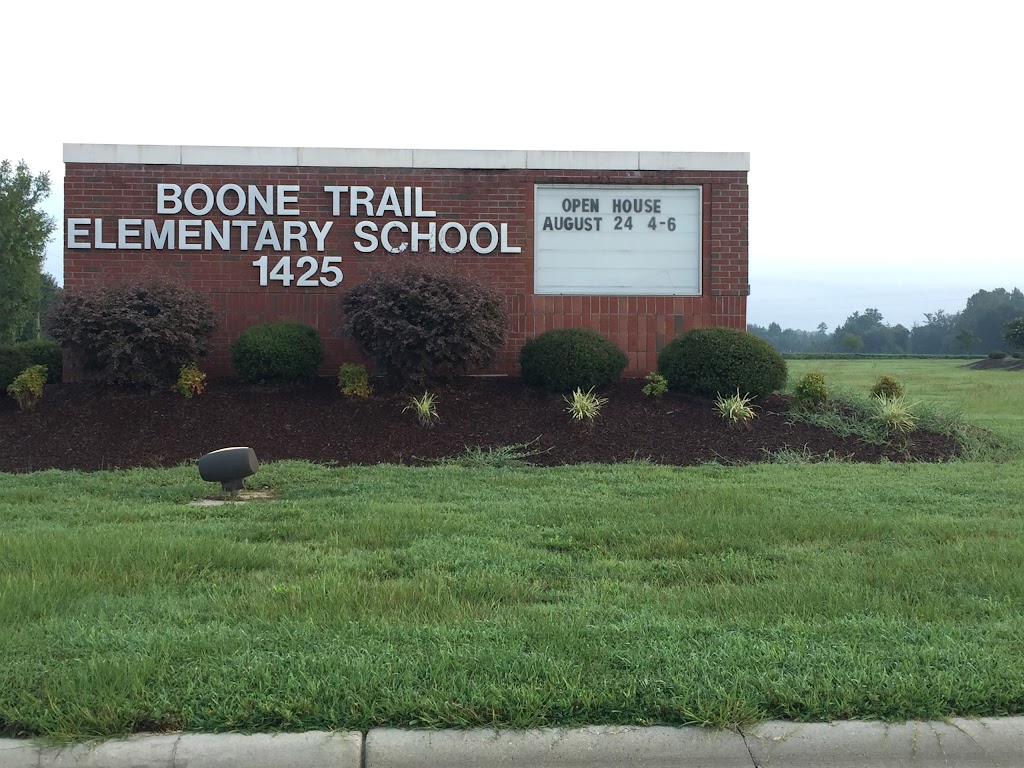 Boone Trail Elementary School | 1425 Adcock Rd, Lillington, NC 27546, USA | Phone: (910) 893-4013