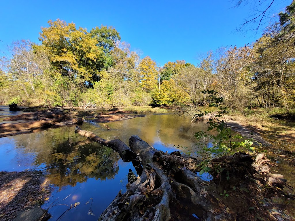 Falls Lake Tailrace Parking | Parking lot, 12101 Old Falls of Neuse Rd, Wake Forest, NC 27587, USA | Phone: (919) 846-9332