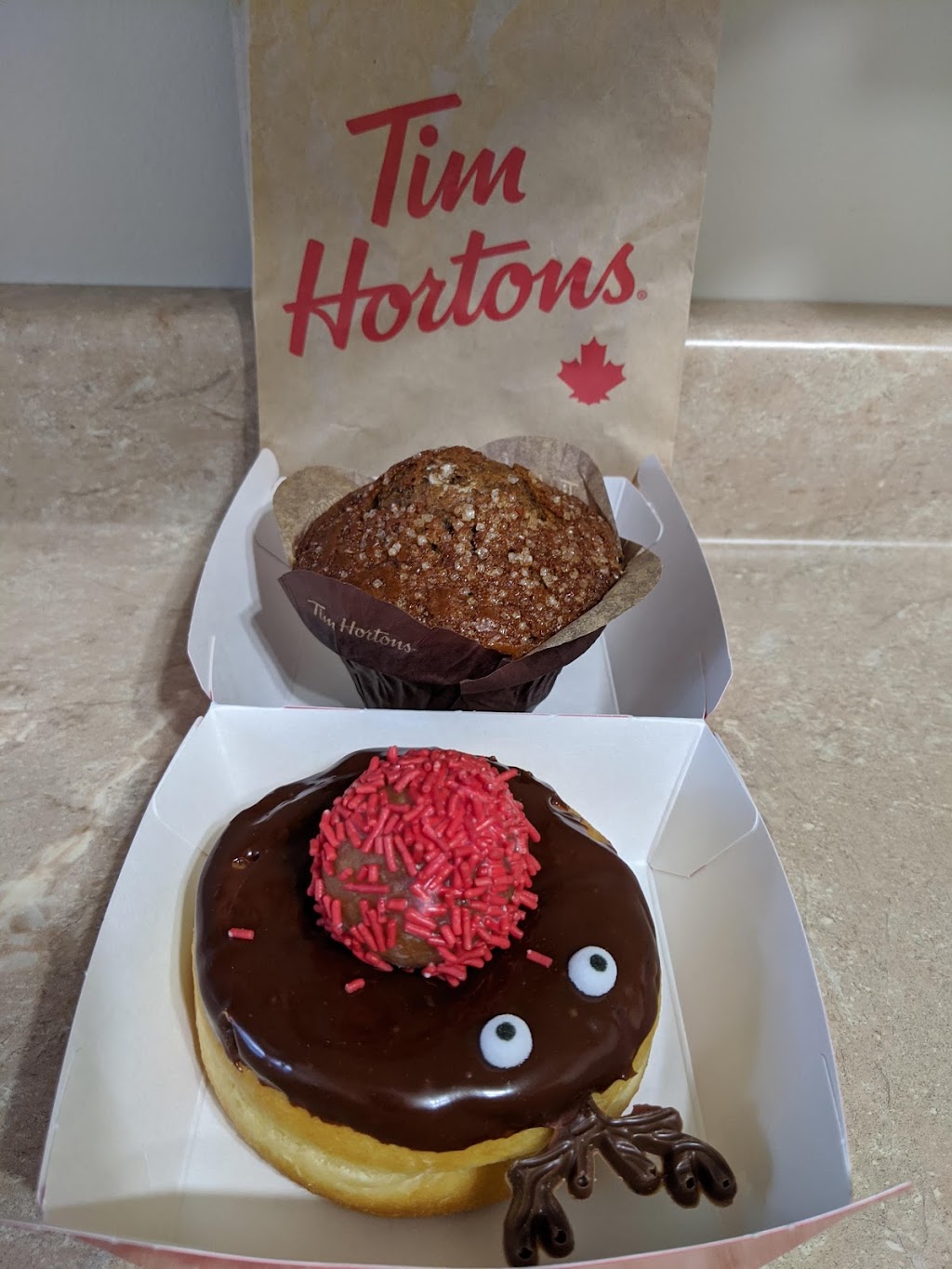 Tim Hortons | 990 E Main St, Welland, ON L3B 3Z3, Canada | Phone: (905) 788-1952