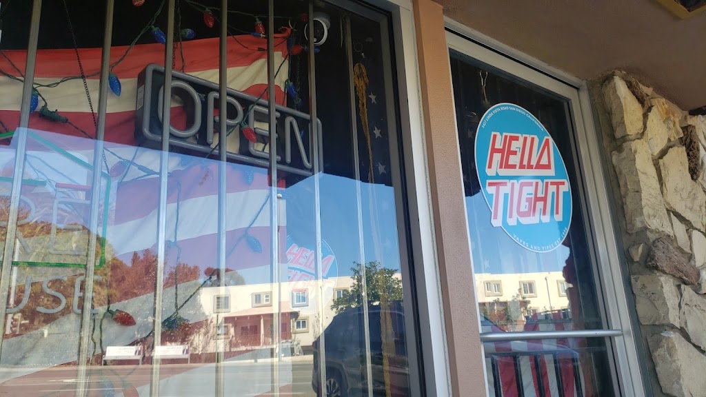 Hella Tight Vapes & Pipes | 5427 Linda Vista Rd, San Diego, CA 92110, USA | Phone: (619) 272-0911