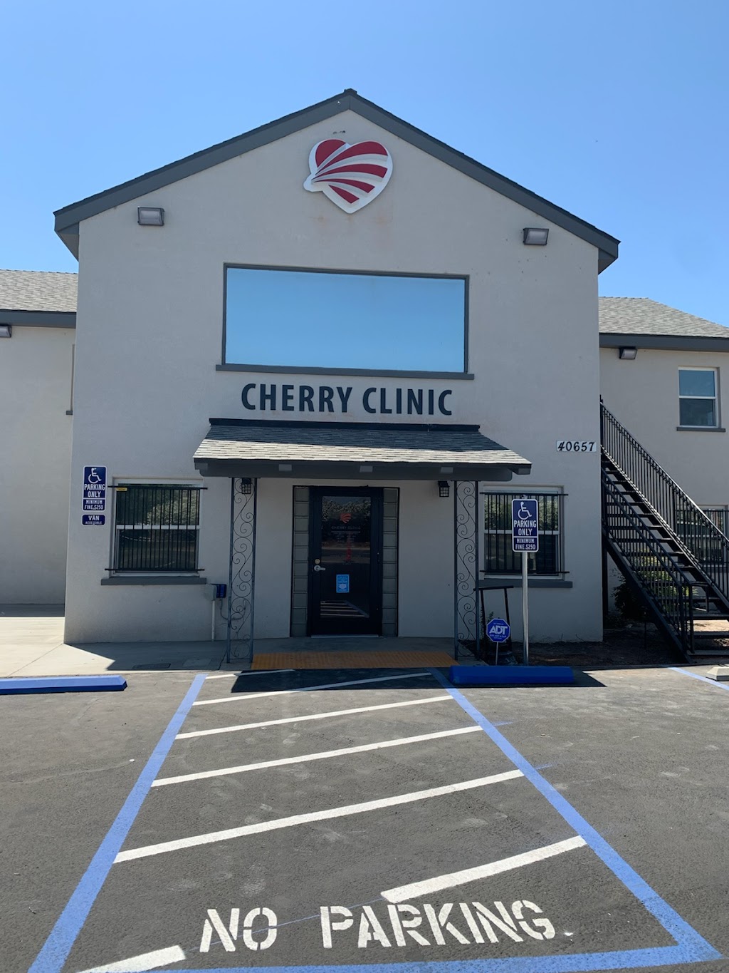 Cherry Clinic | 40657 Rd 128 Suite 101, Cutler, CA 93615, USA | Phone: (559) 390-0023