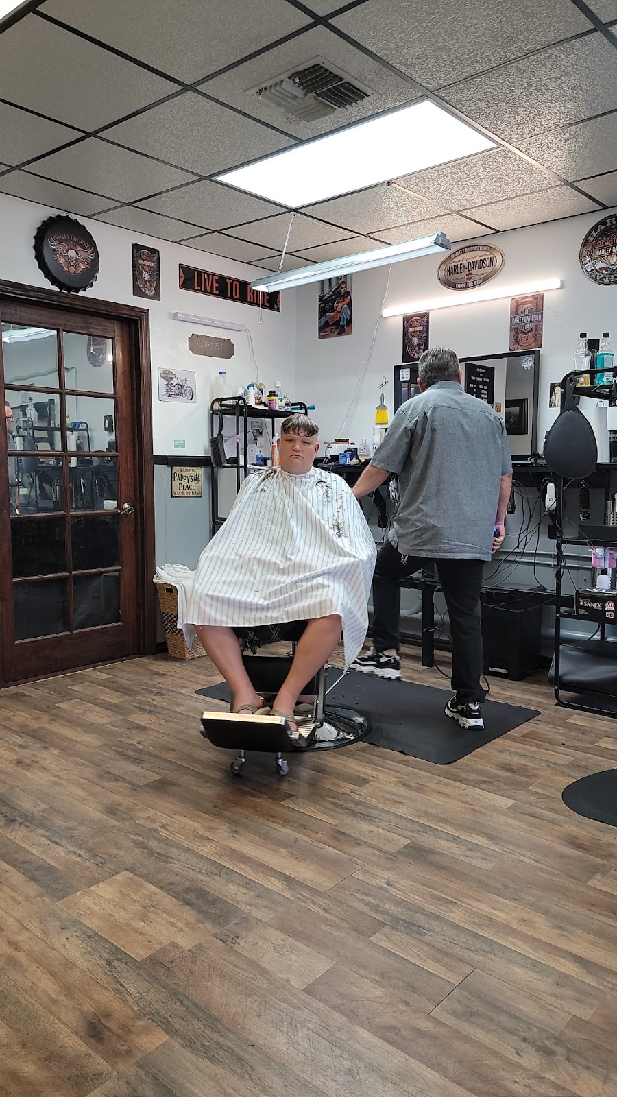 Barber Shop | 620 E New York Ave Suite B, DeLand, FL 32724, USA | Phone: (863) 342-0358