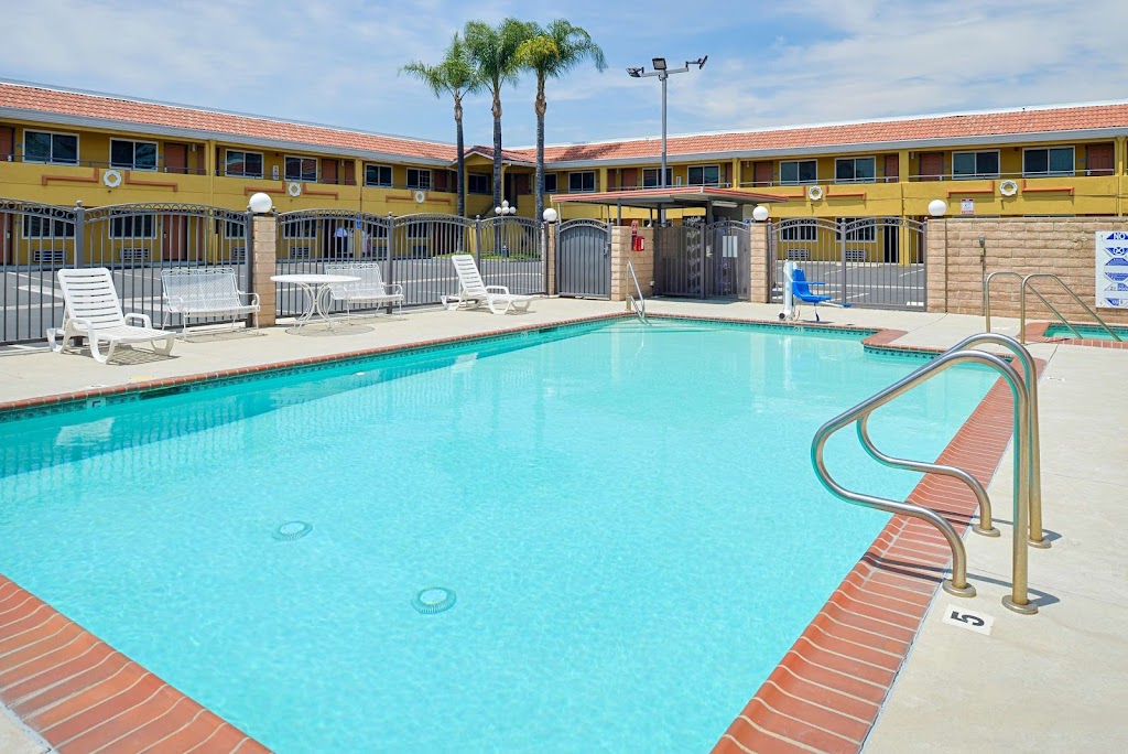 Americas Best Value Inn Azusa Pasadena | 433 S Azusa Ave, Azusa, CA 91702, USA | Phone: (626) 969-4221