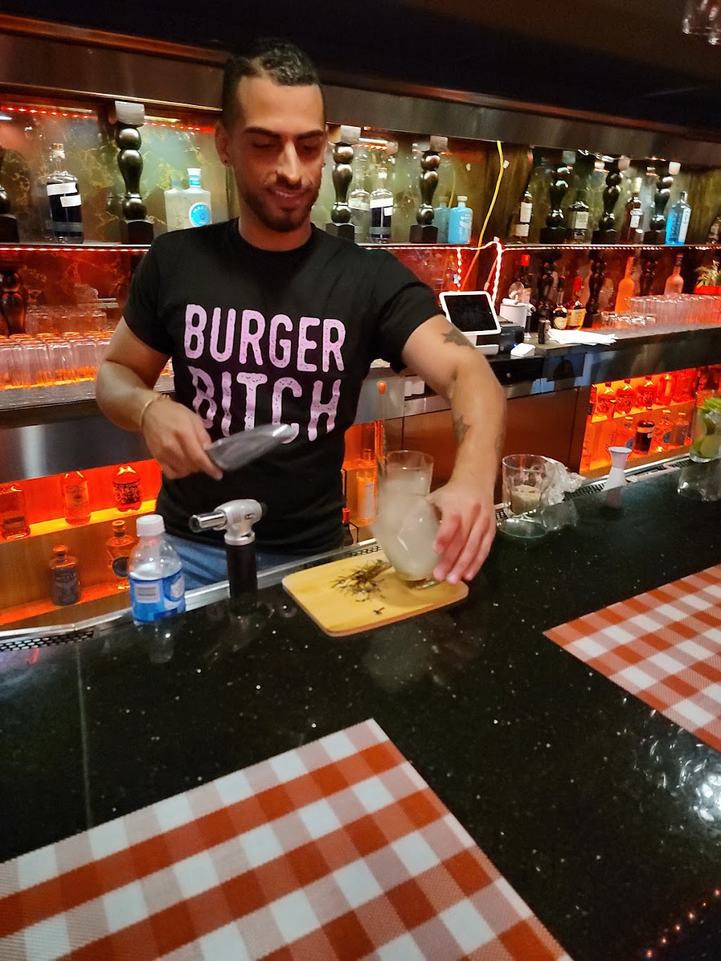 Burger Bitch | 11326 W Pico Blvd, Los Angeles, CA 90064, USA | Phone: (424) 946-7013