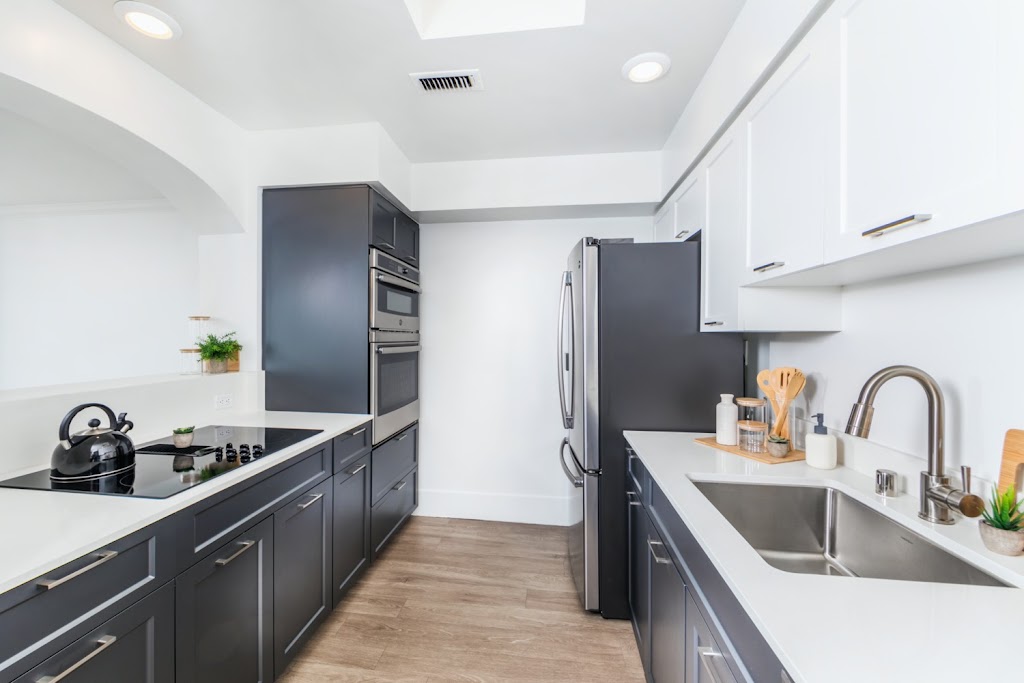 1900 Ocean Beach Club | 1900 E Ocean Blvd, Long Beach, CA 90802, USA | Phone: (562) 268-4491