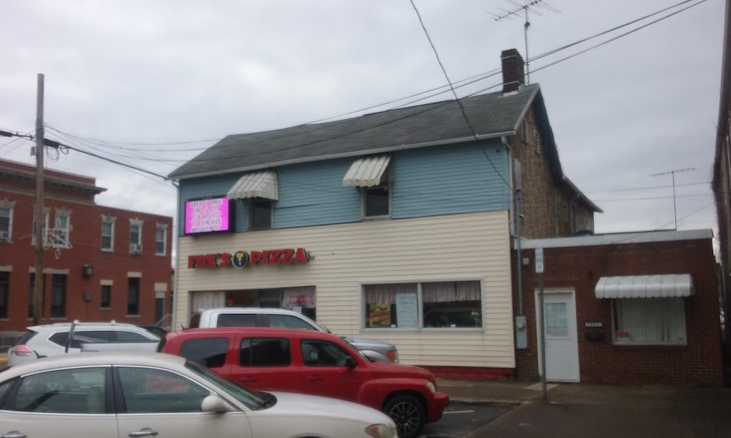 Foxs Pizza Den | 100 S Market St, Carmichaels, PA 15320 | Phone: (724) 966-2908