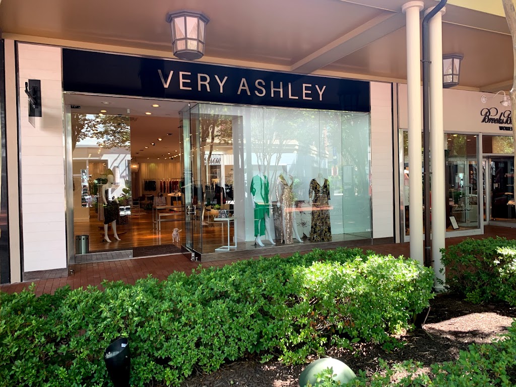 Very Ashley | 9200 Stony Point Pkwy, Richmond, VA 23235, USA | Phone: (804) 206-9960