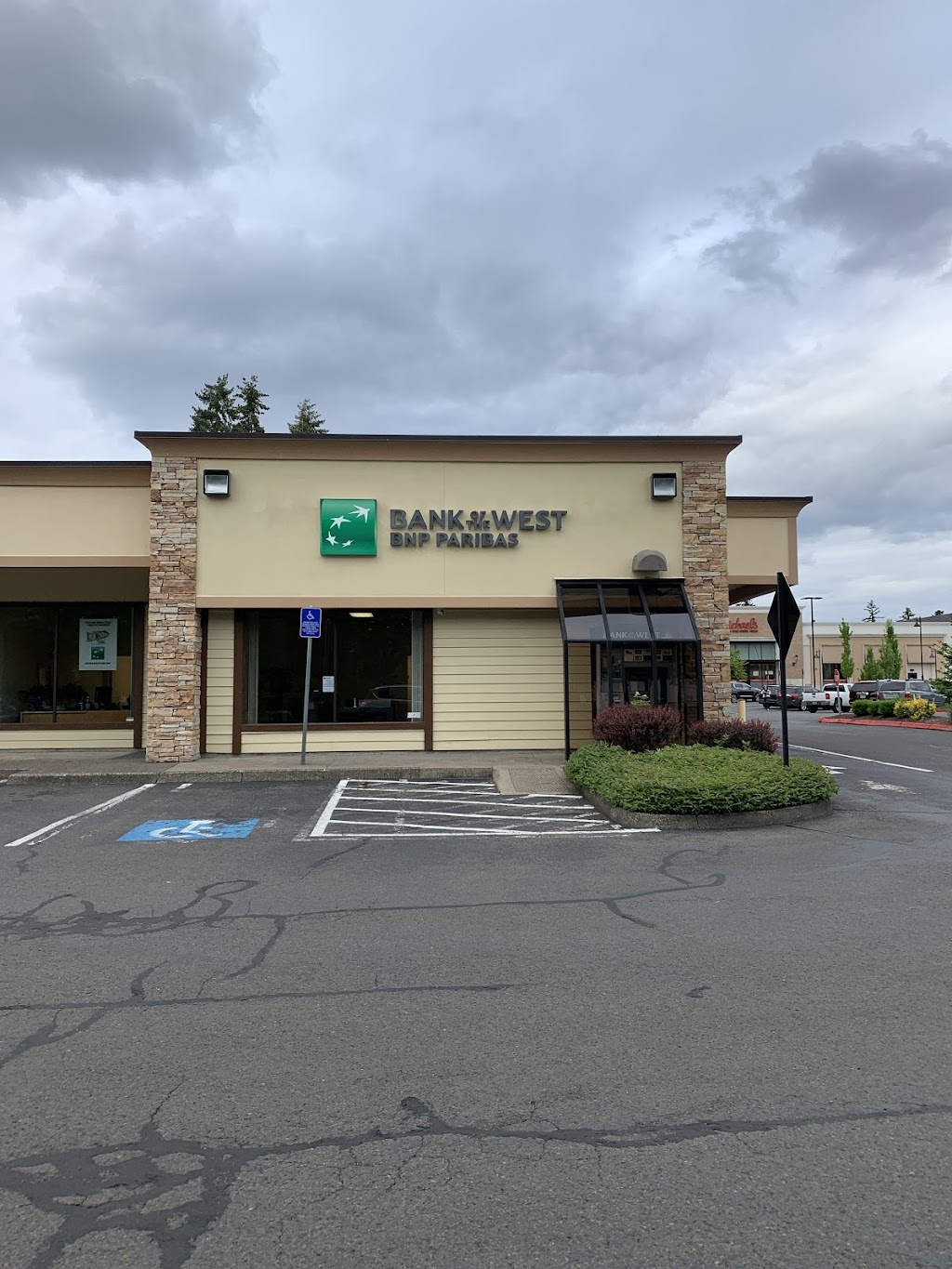 Bank of the West | 7925 SW Nyberg St, Tualatin, OR 97062, USA | Phone: (503) 691-1699