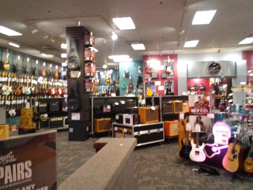 Guitar Center | 384 Mall Blvd, Monroeville, PA 15146, USA | Phone: (412) 372-8800