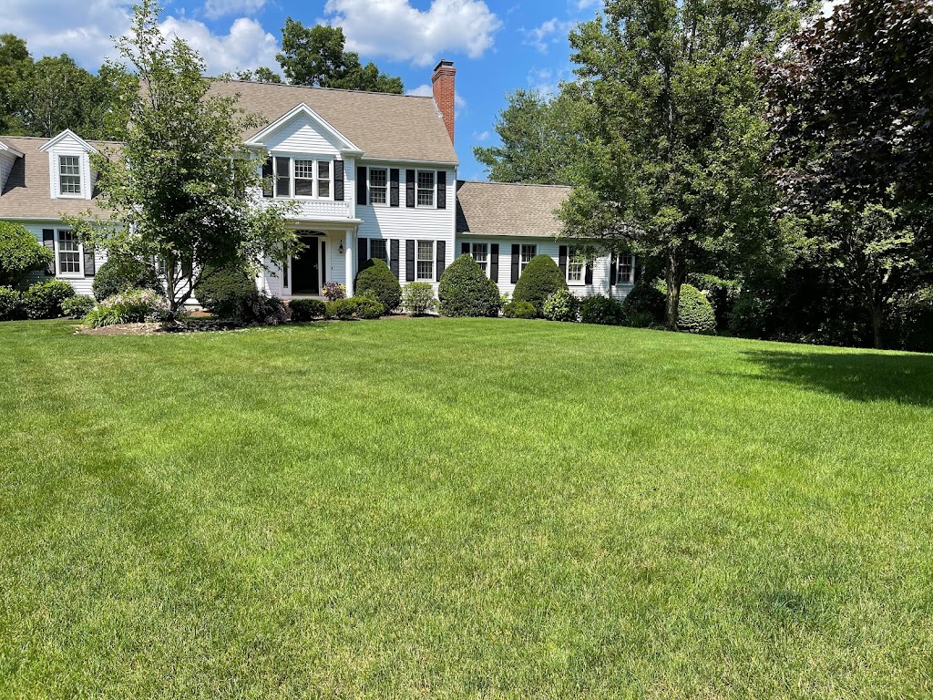 Soldevilla Lawn & Landscape | 65 Main St, Lakeville, MA 02347, USA | Phone: (508) 443-8112