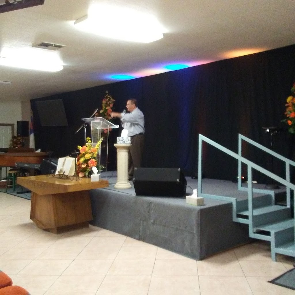 El Buen Pastor Church Assembly | 700 W Sherwood Ave, McFarland, CA 93250, USA | Phone: (661) 792-3232