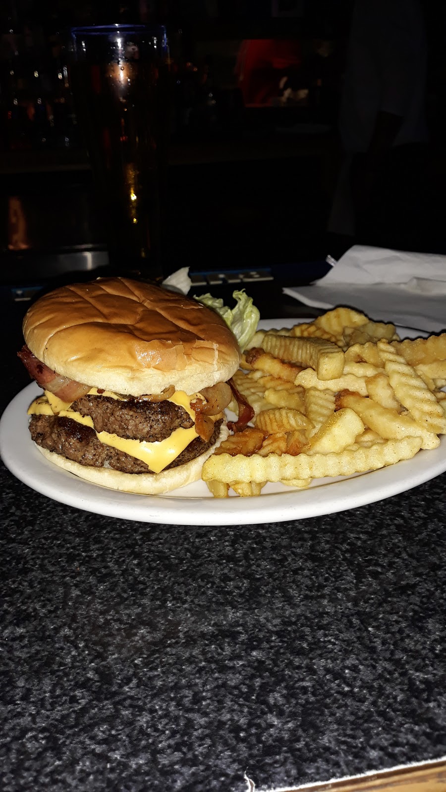 Players Club Bar & Grill | 1501 S Noland Rd, Independence, MO 64055, USA | Phone: (816) 836-9400