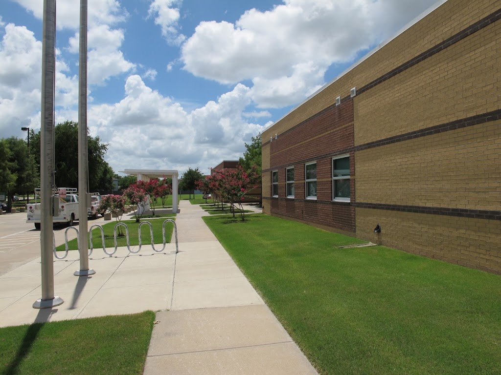 D. P. Morris Elementary School | 7900 Tin Cup Dr, Arlington, TX 76001, USA | Phone: (817) 299-7860