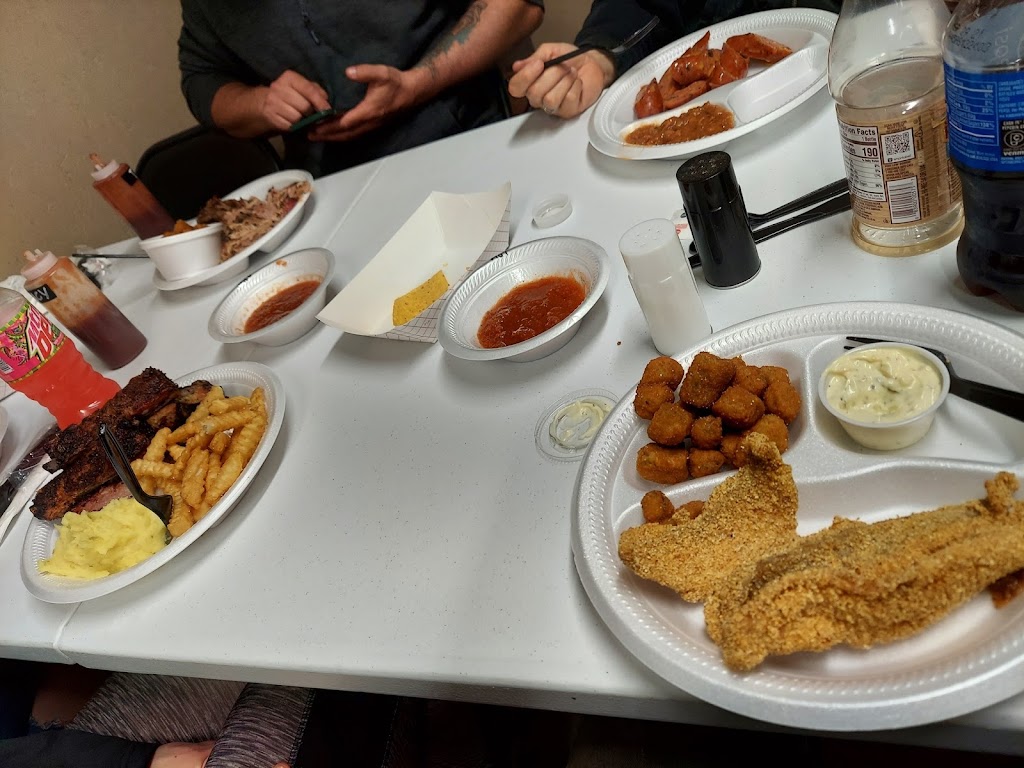 Tims BBQ & Fish | 1520 Co Rd 3672, Springtown, TX 76082, USA | Phone: (940) 600-2392