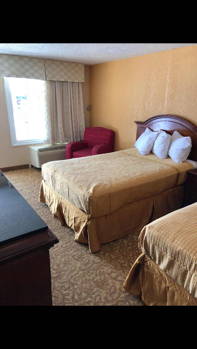 Rodeway Inn Metro Airport | 8500 Wickham Rd, Romulus, MI 48174, USA | Phone: (734) 595-1990