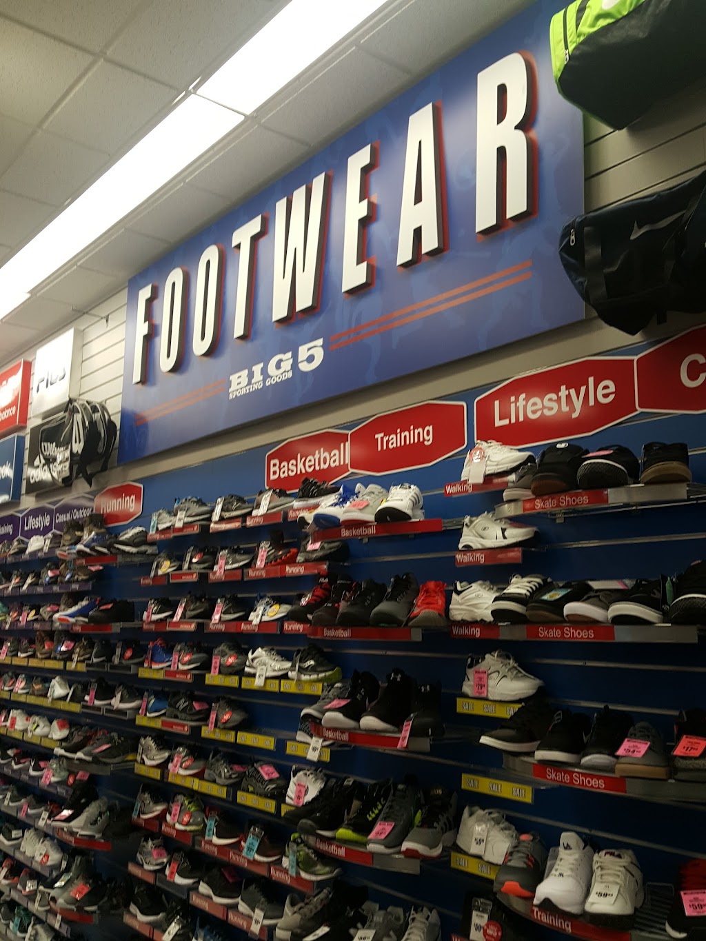 Big 5 Sporting Goods | 720 Woollomes Ave #104, Delano, CA 93215, USA | Phone: (661) 721-2455