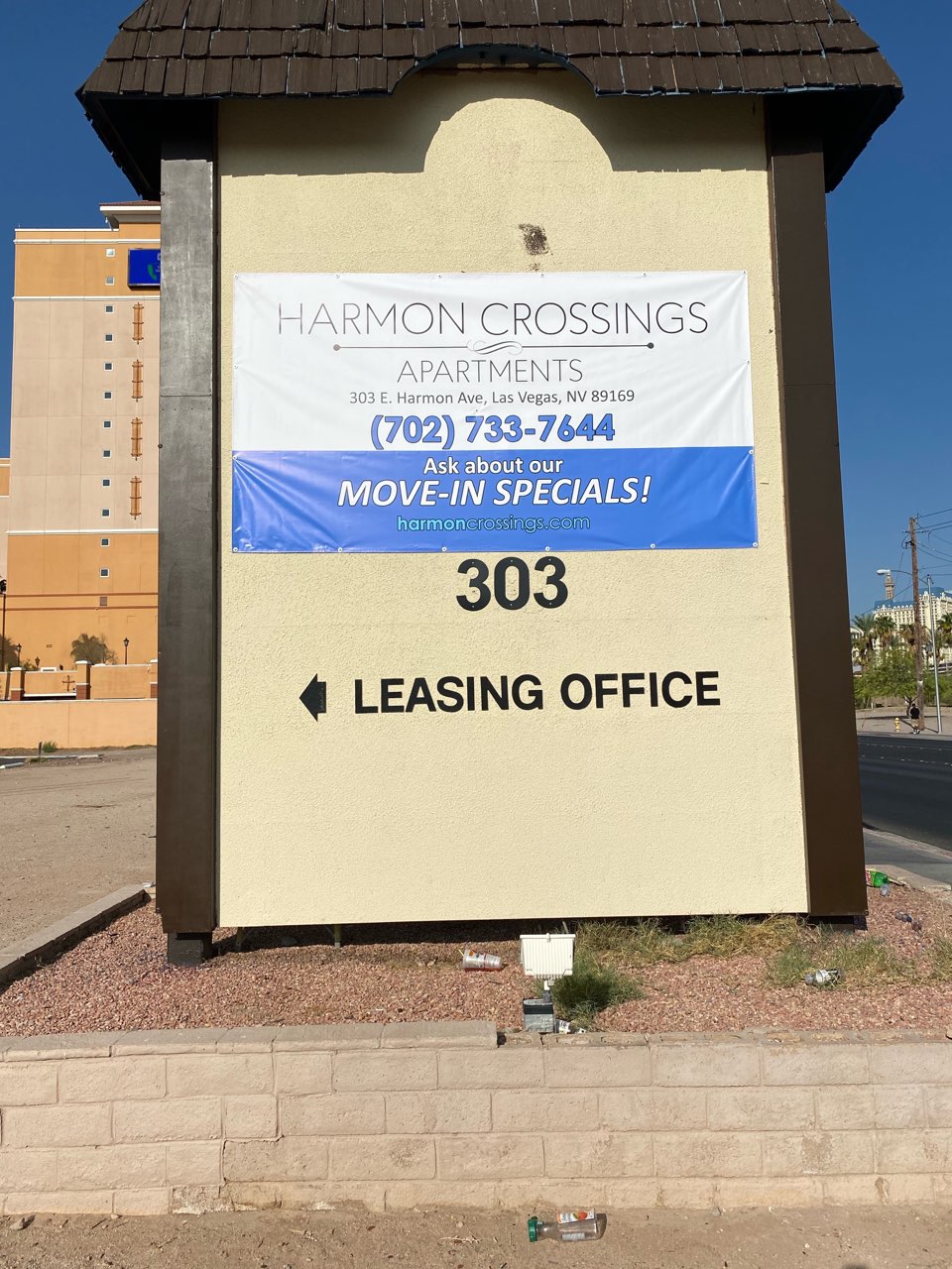 Harmon Crossings Apartments | 303 E Harmon Ave, Las Vegas, NV 89169, USA | Phone: (702) 733-7644