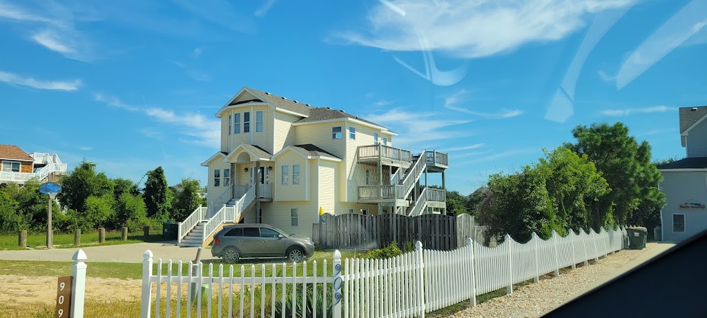 Sun Realty | 1135 Ocean Trail, Corolla, NC 27927, USA | Phone: (252) 453-8822