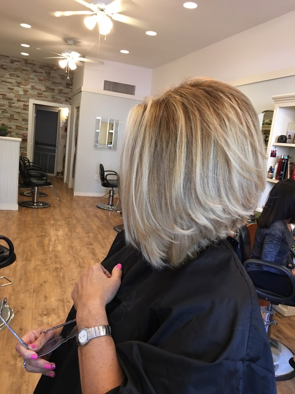 Bedford Village Hair Design | 654 Old Post Rd, Bedford, NY 10506, USA | Phone: (914) 234-7327
