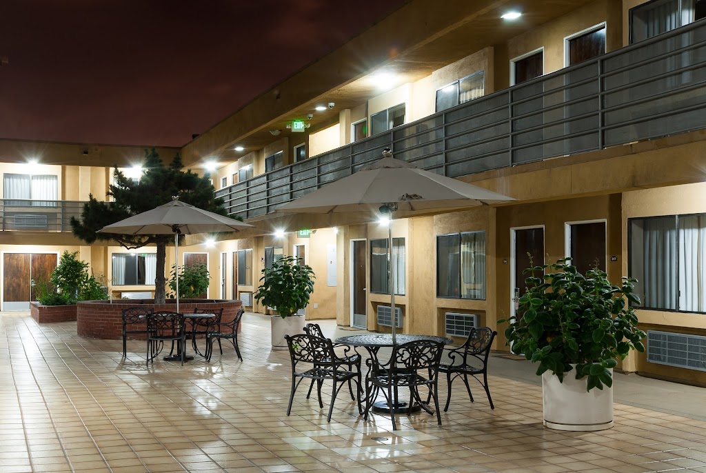 Gardena Terrace Inn | 15902 S Western Ave, Gardena, CA 90247, USA | Phone: (310) 817-5922