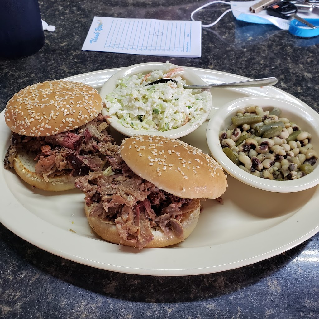 The Pig Bar-B-Q | 450102 State Rd 200, Callahan, FL 32011, USA | Phone: (904) 879-0101