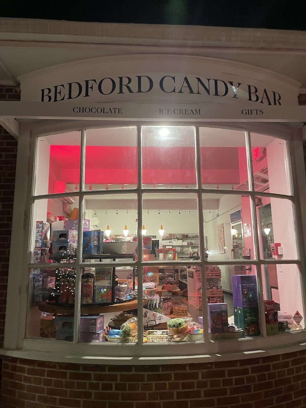 Bedford Candy Bar | 627 Old Post Rd, Bedford, NY 10506, USA | Phone: (914) 234-8645