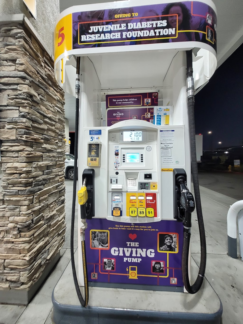 Shell | 12870 Mariposa Rd, Victorville, CA 92395, USA | Phone: (442) 255-5715