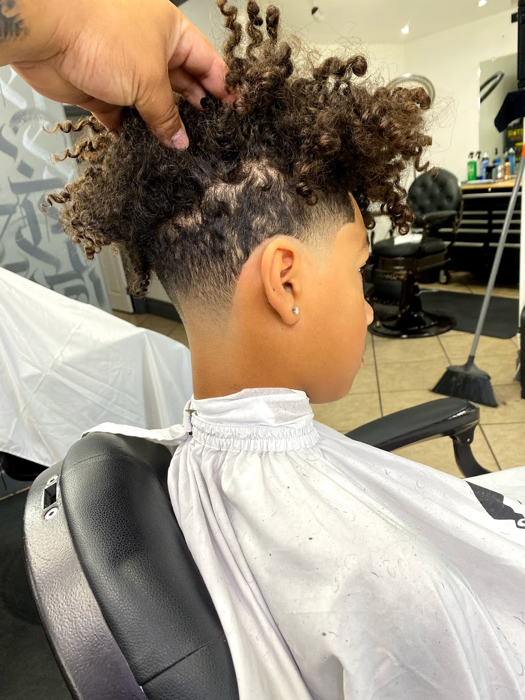 The Fade Lounge | 511 S Escondido Blvd, Escondido, CA 92025 | Phone: (442) 999-5402