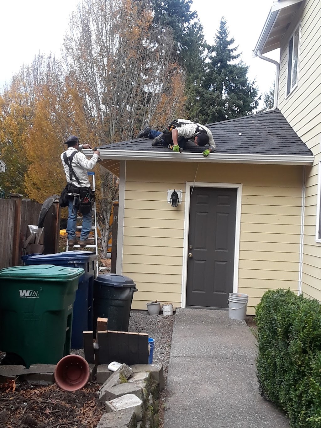 All Access Roofing & Gutters | 1626 175th Pl SE, Bothell, WA 98012, USA | Phone: (206) 775-0246