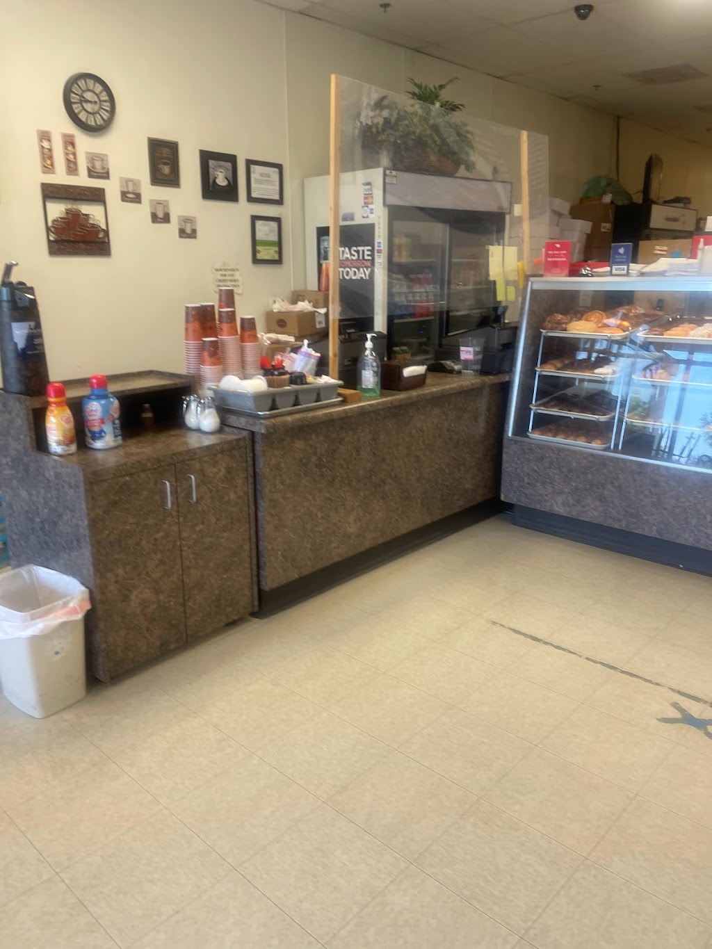 Judy’s Donuts | 1365 N Willow Ave, Clovis, CA 93619, USA | Phone: (559) 322-1951