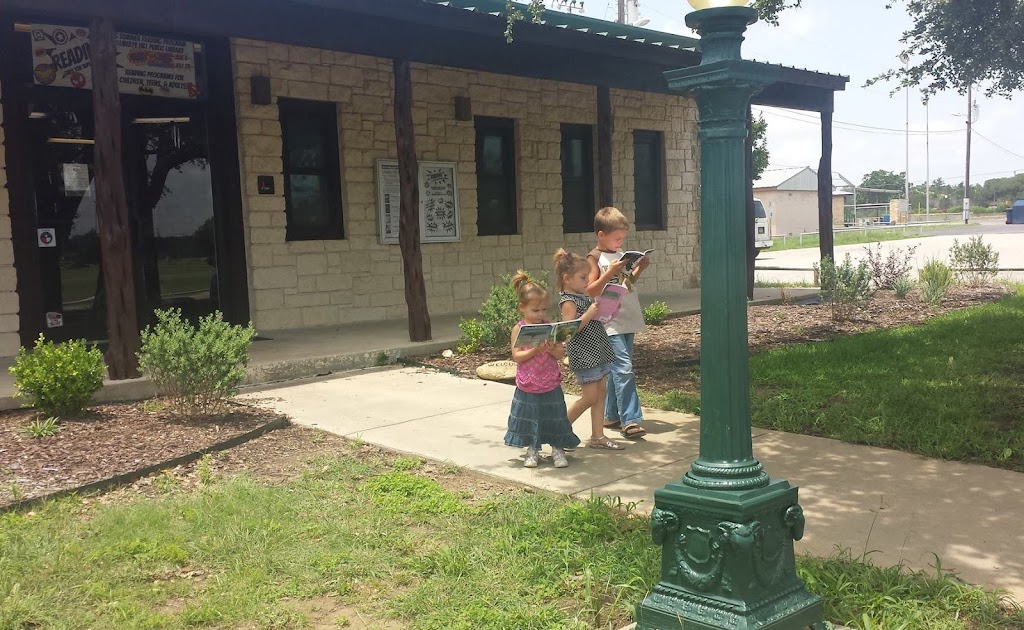 Liberty Hill Public Library | 355 TX-332 Loop, Liberty Hill, TX 78642 | Phone: (512) 778-6400