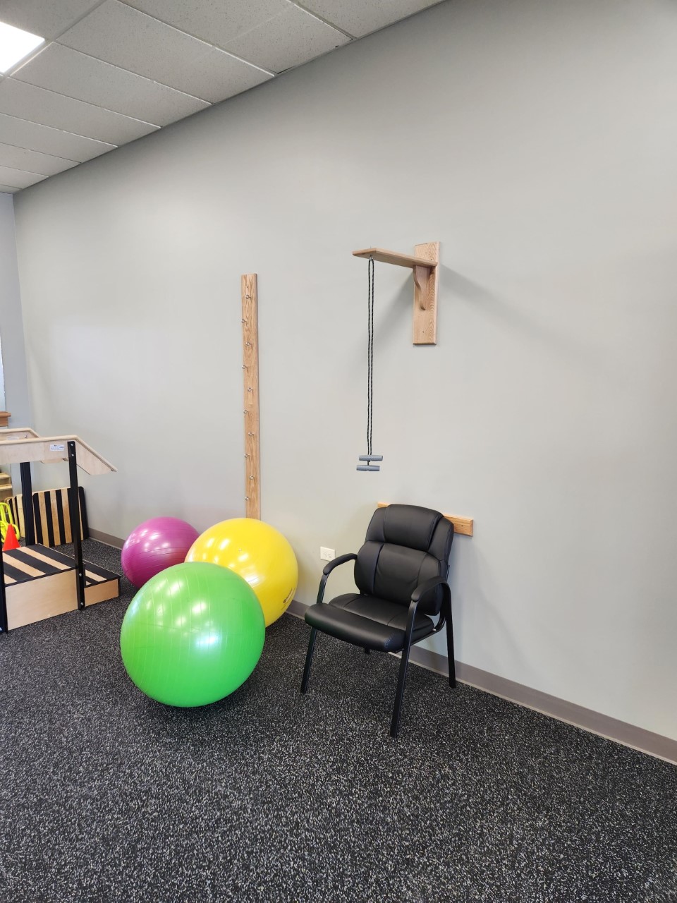 Ivy Rehab Physical Therapy | 2052 Whittaker Rd, Ypsilanti, MI 48197, USA | Phone: (734) 619-6080