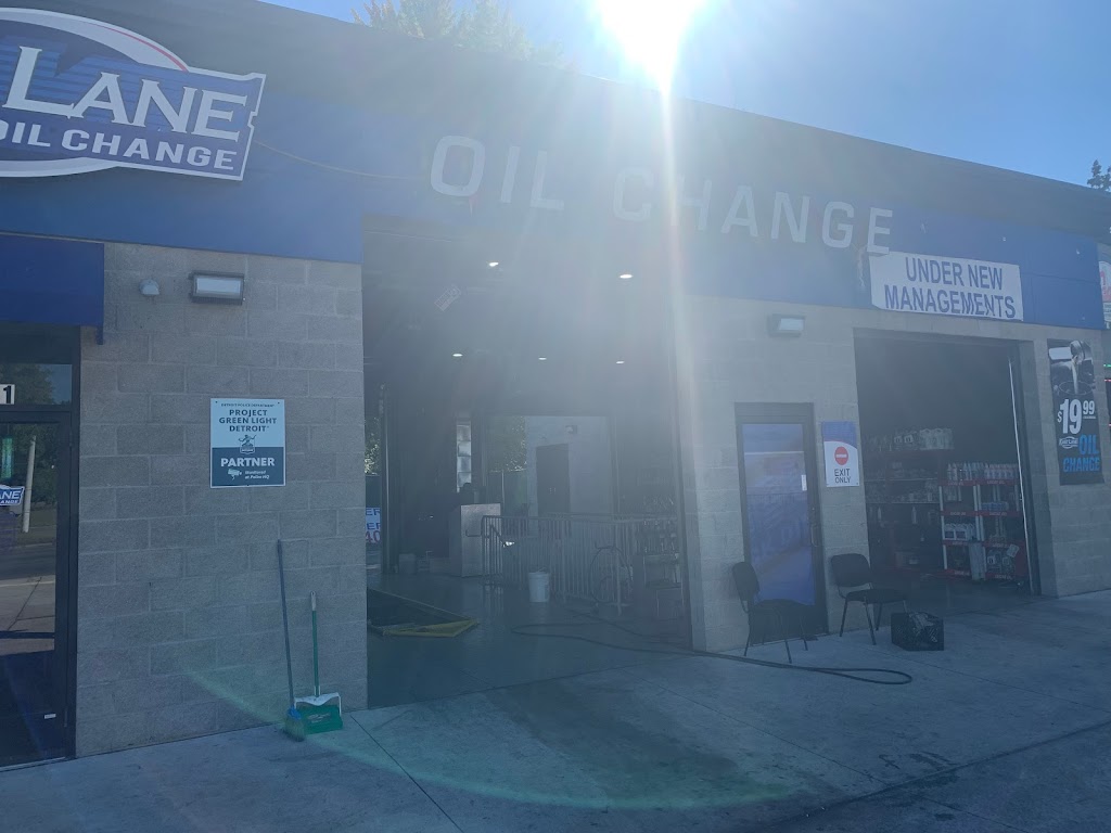 Fast Lane Oil Change - Detroit | 17151 Eight Mile Rd, Detroit, MI 48235, USA | Phone: (313) 635-5174