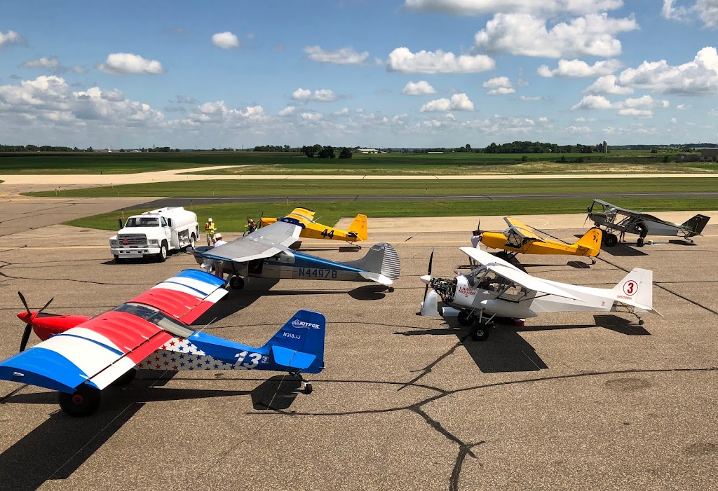 East Metro Jet Center | 625 W Hanger Rd #11-12, New Richmond, WI 54017, USA | Phone: (715) 246-5338