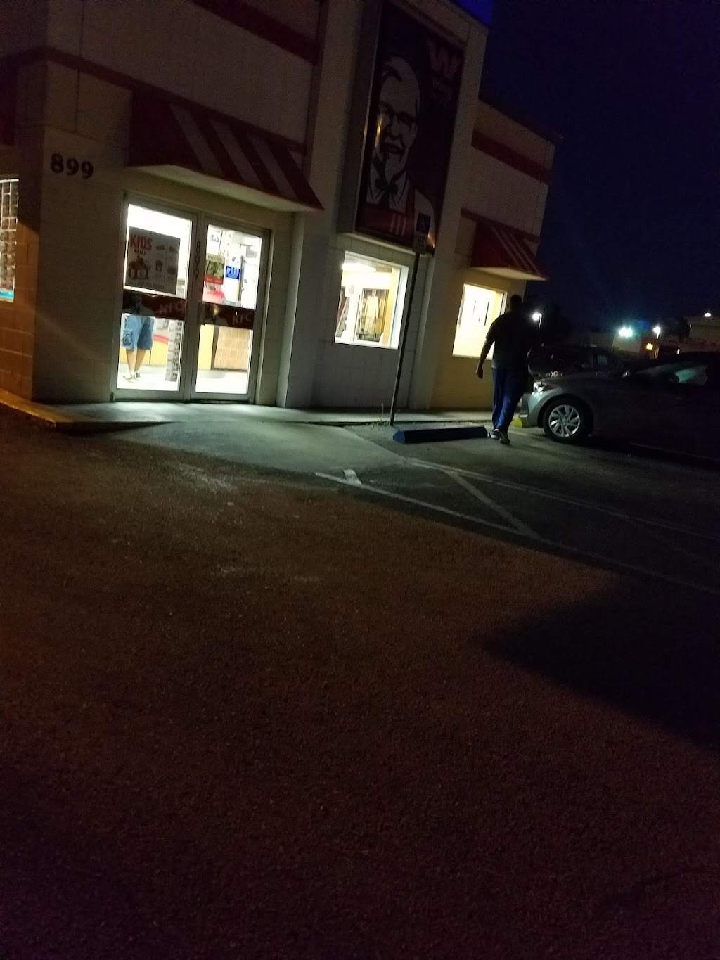 KFC | 899 S 6th Ave, Wauchula, FL 33873, USA | Phone: (863) 773-4975