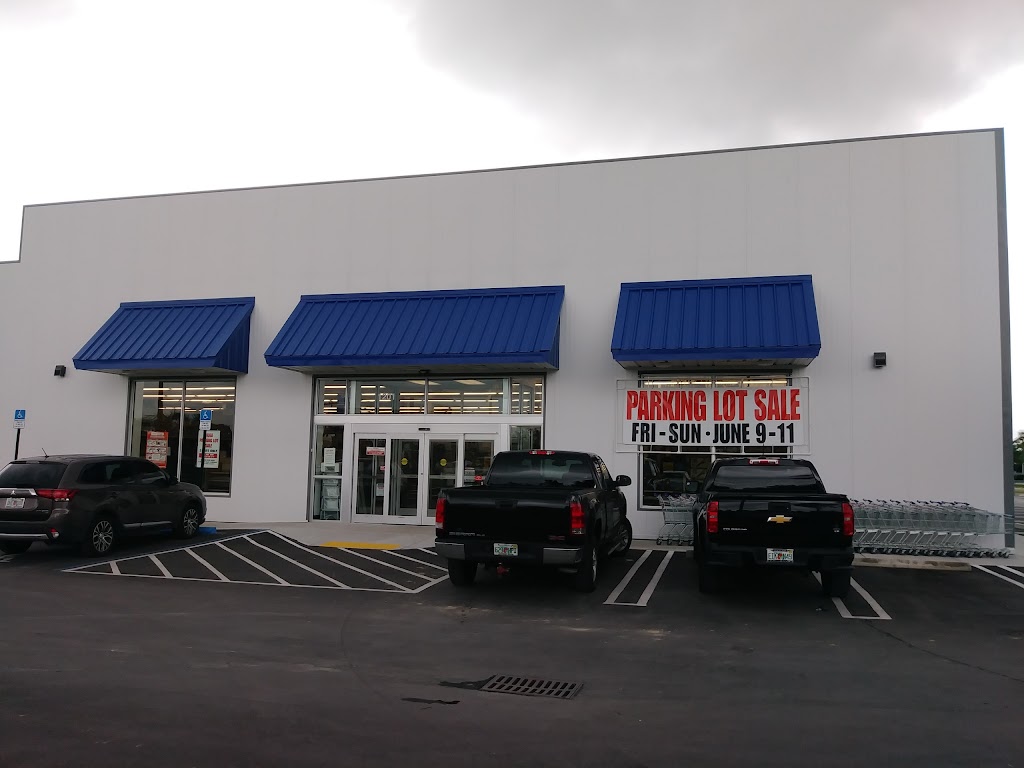 Harbor Freight Tools | 1201 S Krome Ave, Florida City, FL 33034, USA | Phone: (305) 248-8985