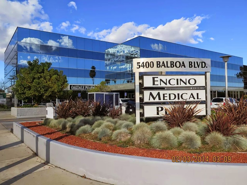 Encino Dental Care - Dr. Linda Makuta, DDS | 5400 Balboa Blvd #211, Encino, CA 91316, USA | Phone: (818) 986-7470