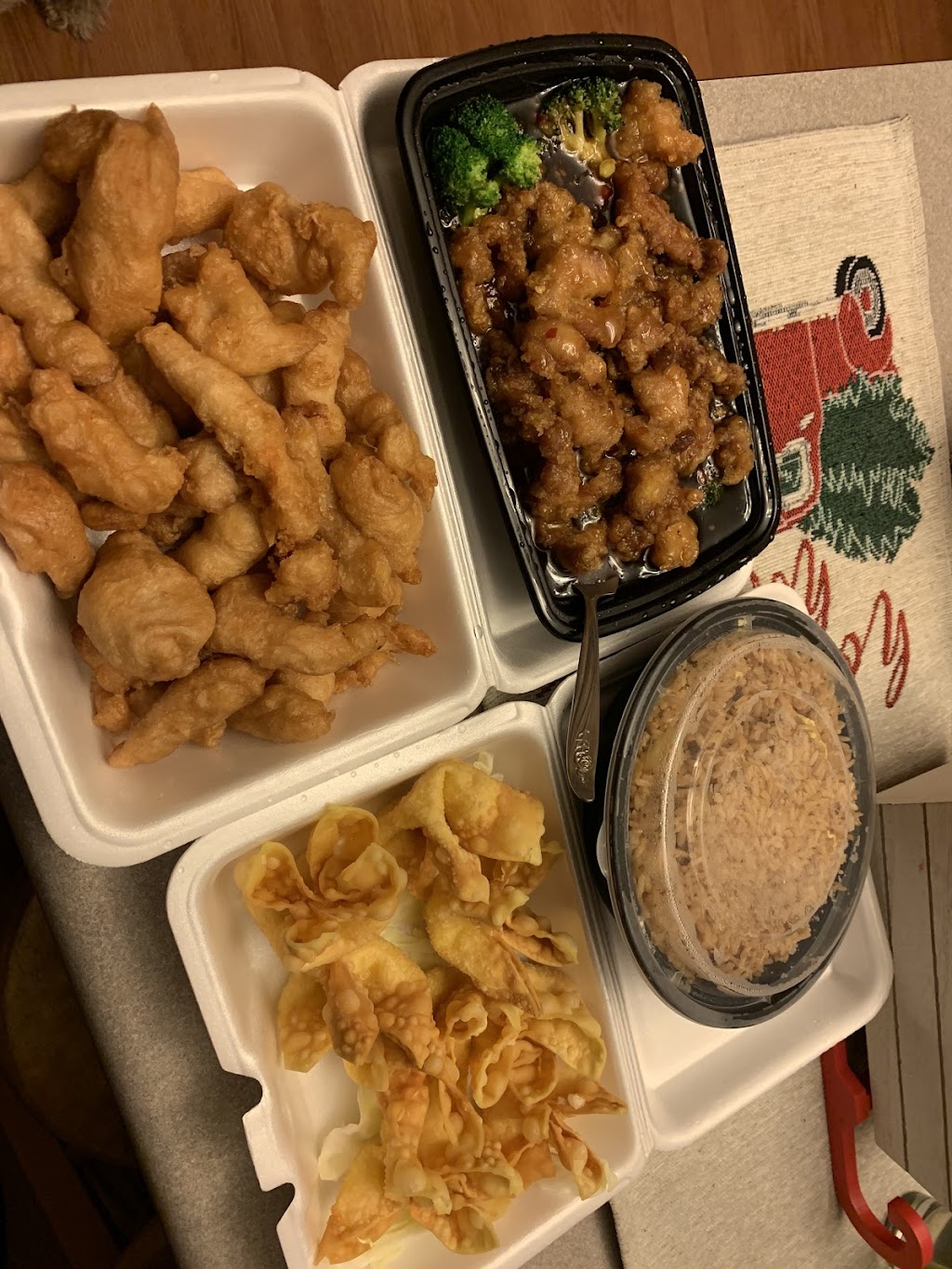 Royal Wok Chinese Restaurant | 34 Hiawatha Trail, Springboro, OH 45066, USA | Phone: (937) 743-9988