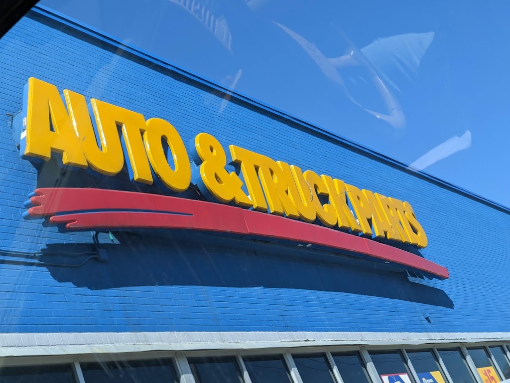 NAPA Auto Parts - Genuine Parts Company | 6160 Grover St, Omaha, NE 68106, USA | Phone: (402) 554-4500