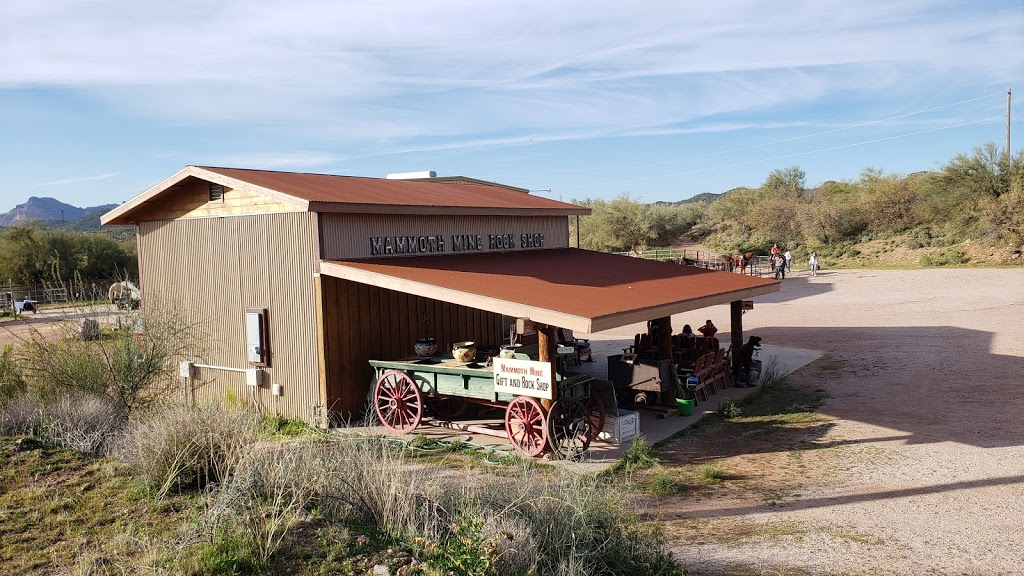 Mammoth Mine Rock Shop | 5470 N Apache Trail, Apache Junction, AZ 85119, USA | Phone: (480) 773-4311