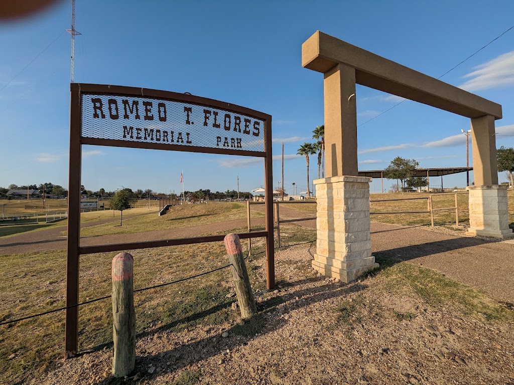Romeo T. Flores Memorial Park | 101 Delmar St, Zapata, TX 78076, USA | Phone: (800) 292-5253