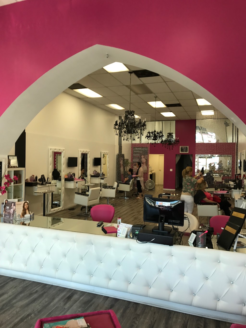 Envy Blow Dry Bar | 841 W Glenoaks Blvd, Glendale, CA 91202, USA | Phone: (818) 937-9837