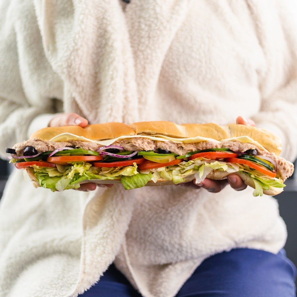 Subway | Salvador Alvarado 4820-Local C-22, Soler, 22105 Tijuana, B.C., Mexico | Phone: 664 630 5384