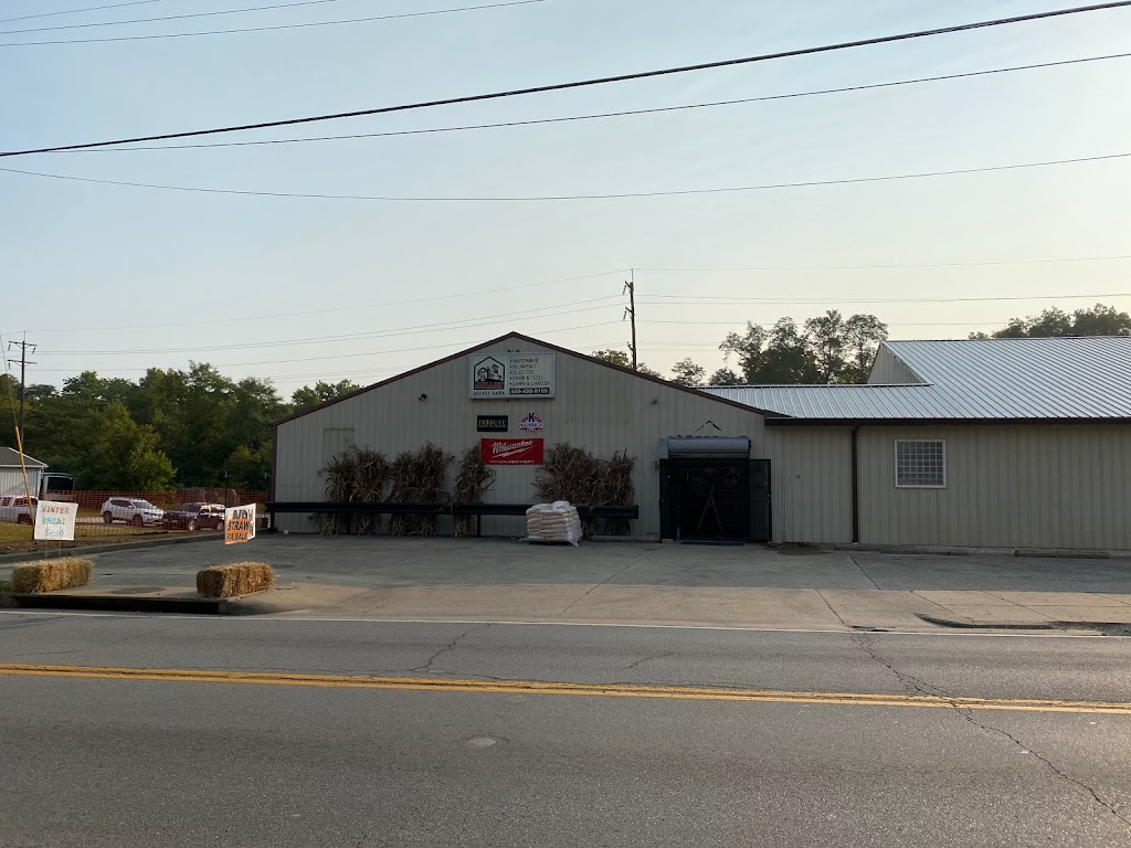 Mullins Supply Barn | 139 S Main St, Crittenden, KY 41030, USA | Phone: (859) 428-0165