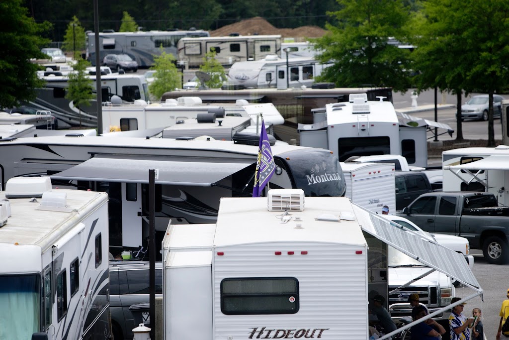 Hoover Met Complex RV Park | 1030 RV Trace, Hoover, AL 35244, USA | Phone: (205) 739-7364