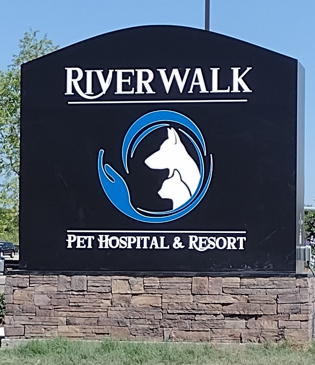 Riverwalk Pet Hospital and Resort | 3985 Grapevine Mills Pkwy, Grapevine, TX 76051, USA | Phone: (972) 355-7747
