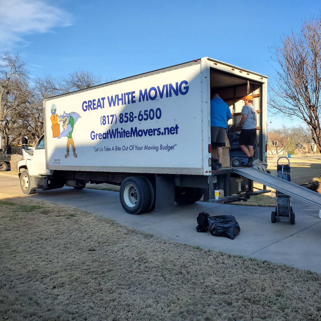 Great White Moving Company | 2330 Carson St, Haltom City, TX 76117, USA | Phone: (817) 858-6500