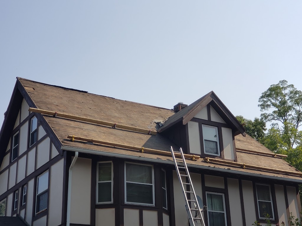 All Area Roofing & Construction | 7913 Chardon Rd #4, Kirtland, OH 44094, USA | Phone: (440) 954-2435