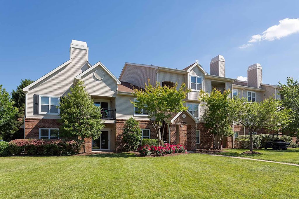 Loudoun Heights Apartments | 20300 River Ridge Terrace, Ashburn, VA 20147, USA | Phone: (703) 343-9173