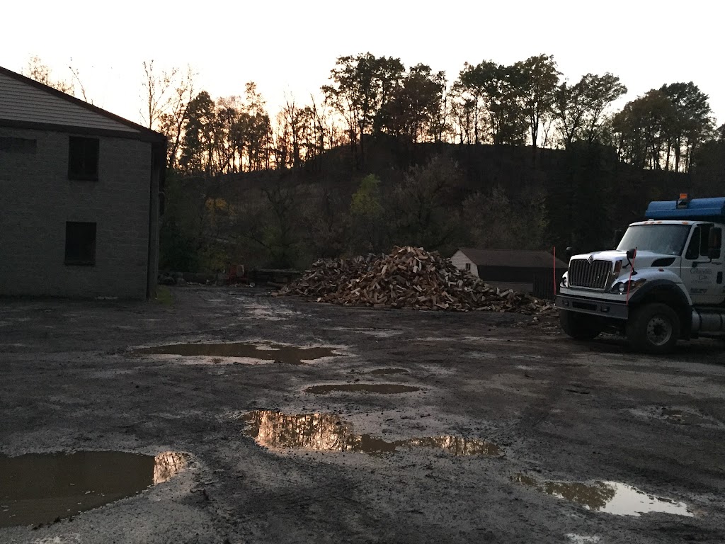 Garys Mulch & Cordwood | 650 Cochran Mill Rd, Clairton, PA 15025, USA | Phone: (412) 653-0666